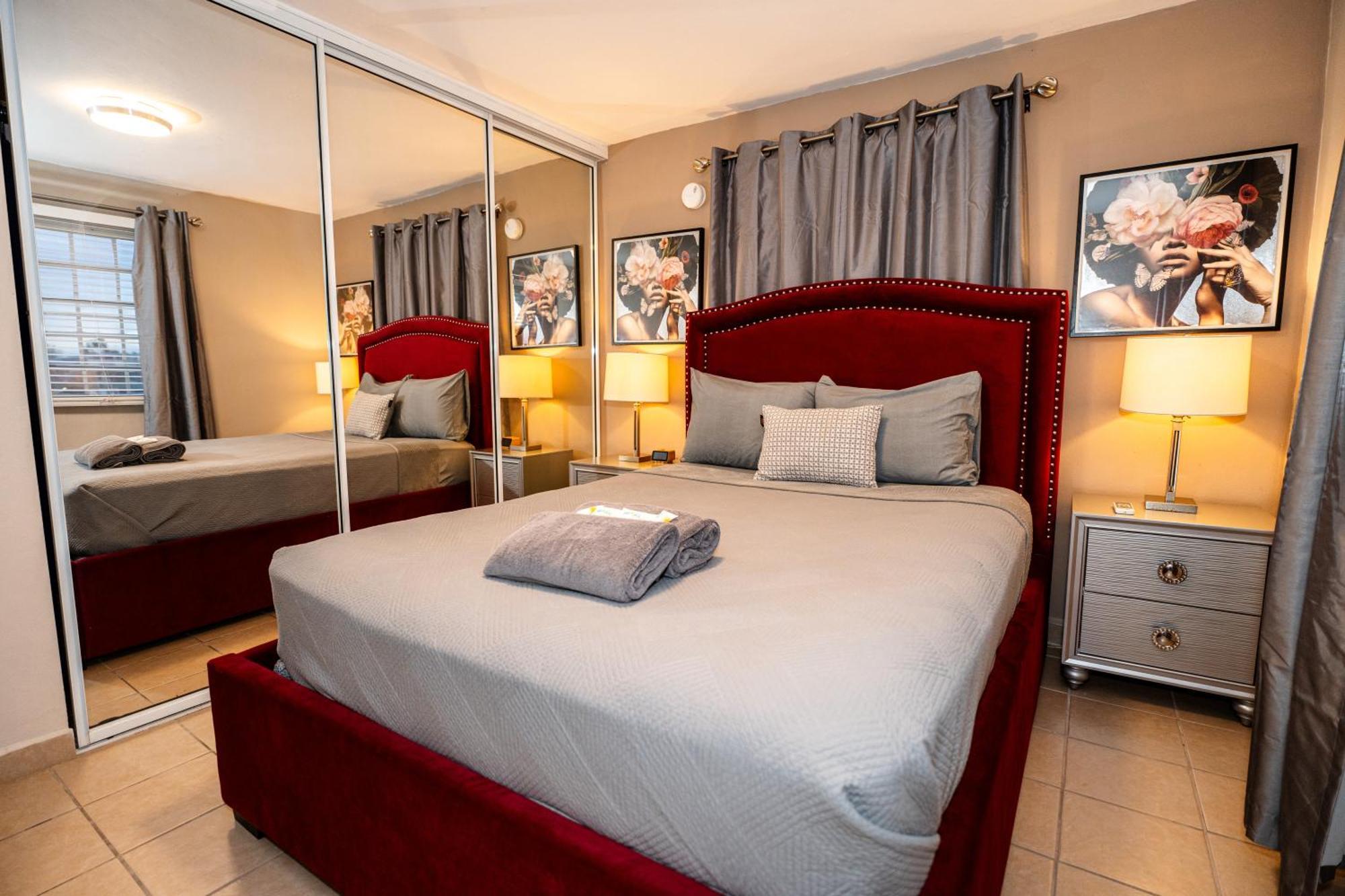 Luxury Retreat With Private Jacuzzi And Mountain Views Free Parking Apartment Ponce Luaran gambar